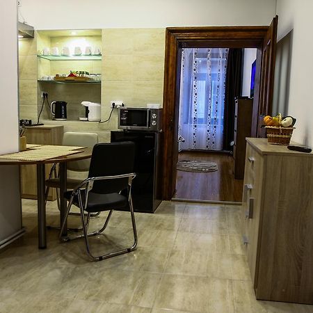 Historical Studio Apartment Sibiu Exterior photo